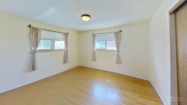 Building Photo - 4030 S Fox St