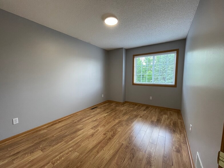 Building Photo - 7832 Harvest Lane