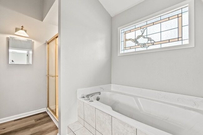 Building Photo - Maumelle Luxury Riverland Home