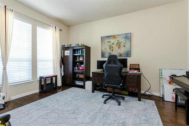 Building Photo - 8801 Stenson St