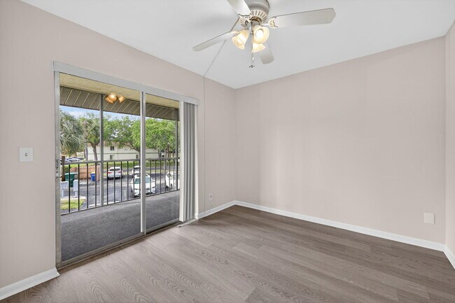 Building Photo - 6327 Chasewood Dr