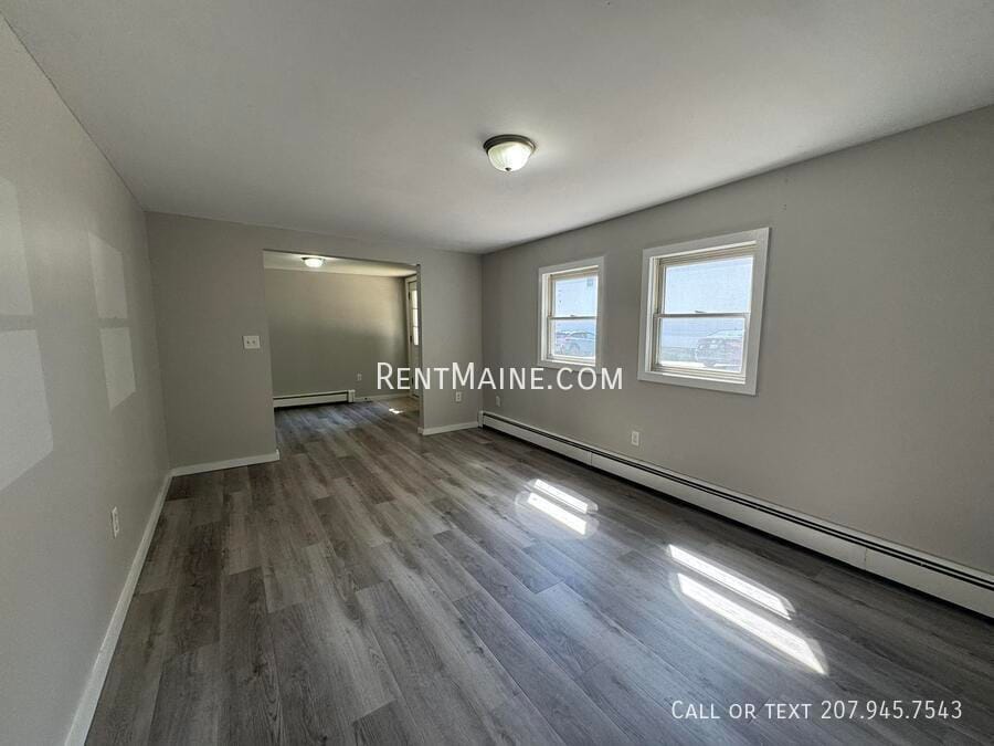 Building Photo - 206 Maine Ave