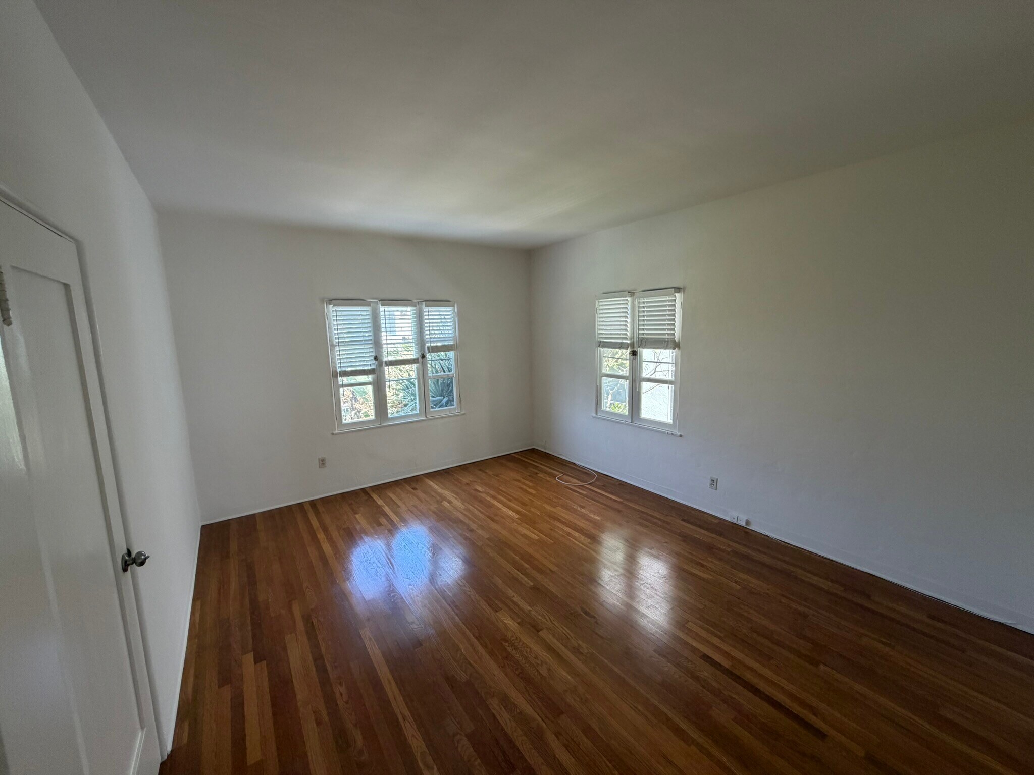 Building Photo - 1519 S Holt Ave