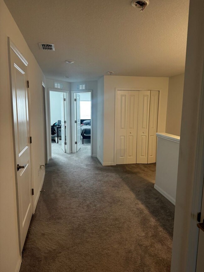 Building Photo - 32067 Spiceberry St