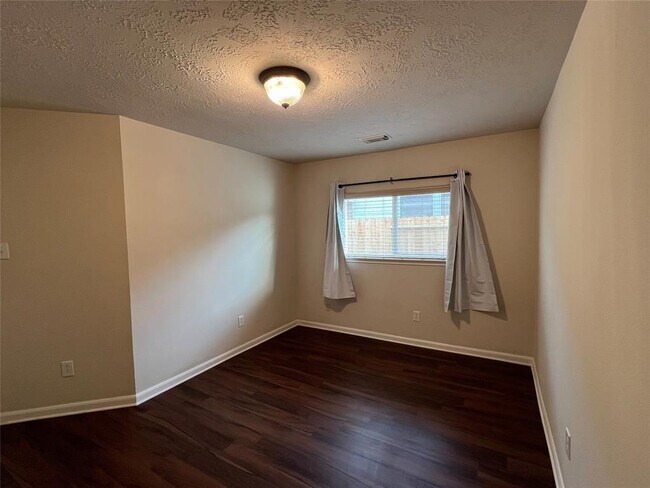 Building Photo - 2447 Morgan Ridge Ln