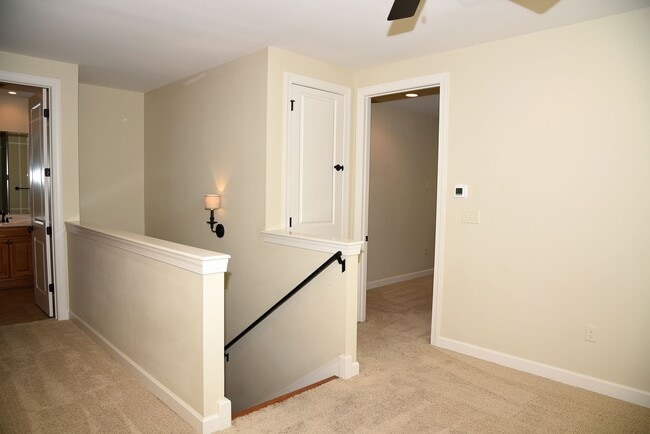 Building Photo - Modern Home in Bluewater Bay!