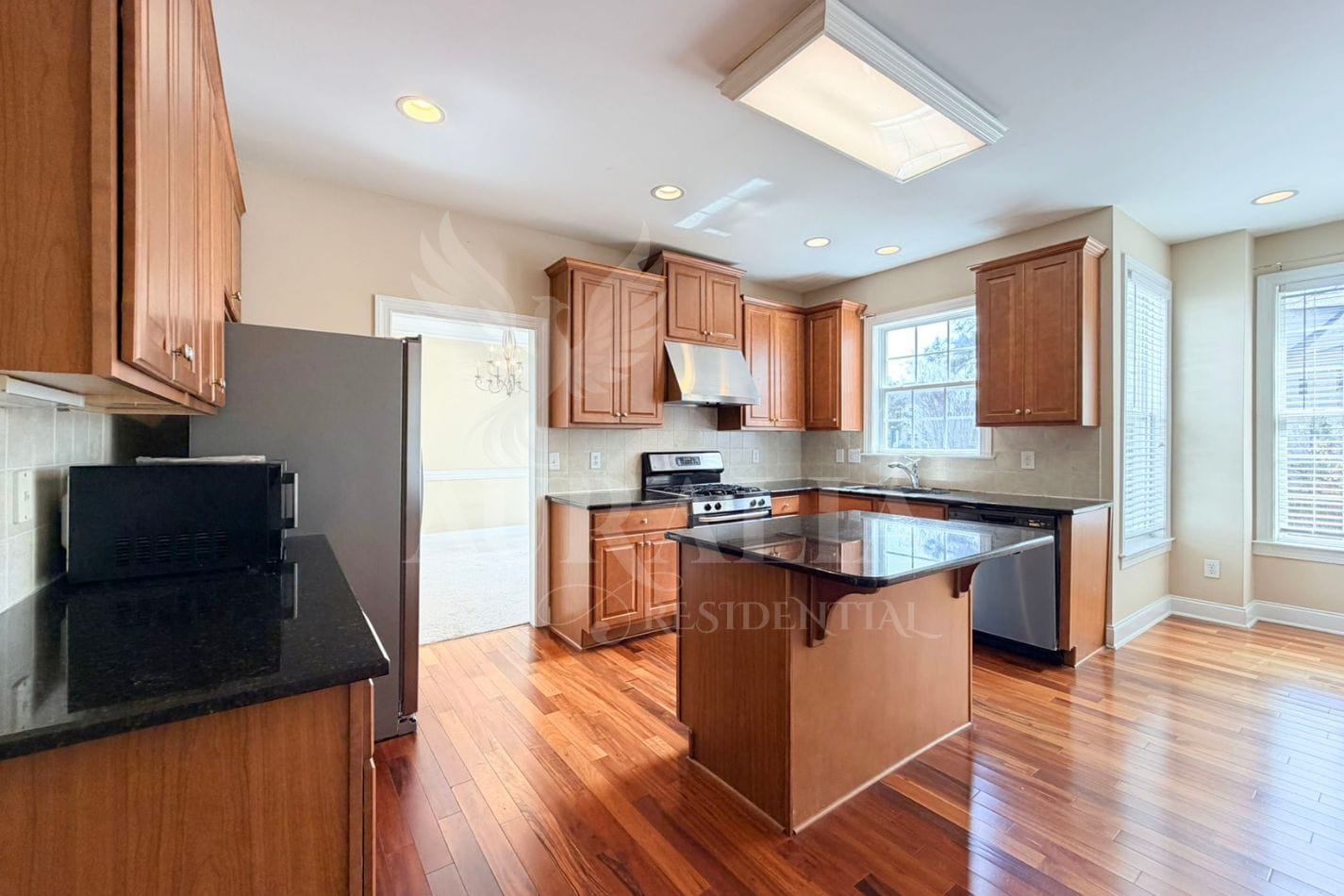 Building Photo - 101 Scotlow Way