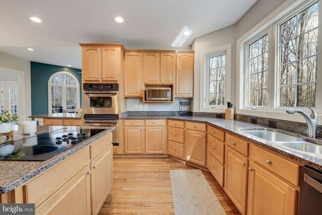 Building Photo - 65 Partridge Ln
