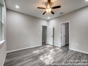 Building Photo - 2910 S Laredo St