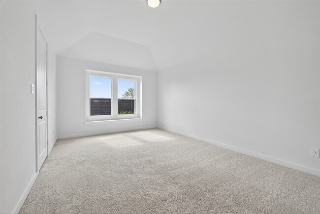 Building Photo - 3238 Kindred Wy