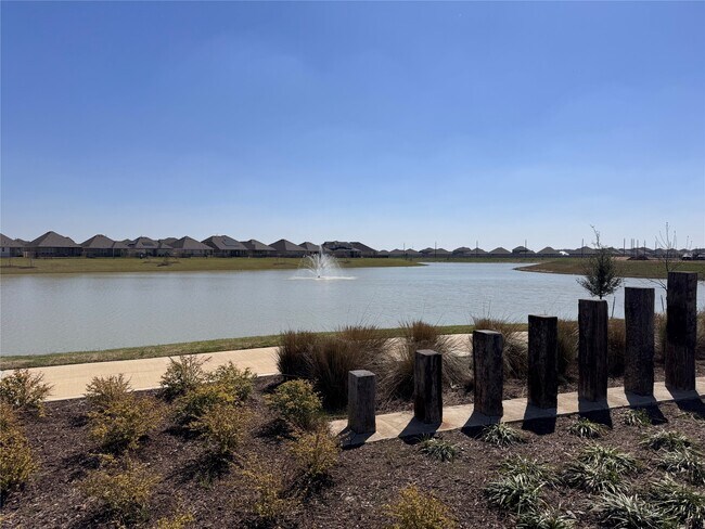 Building Photo - 6123 Sunburst Scarlet St