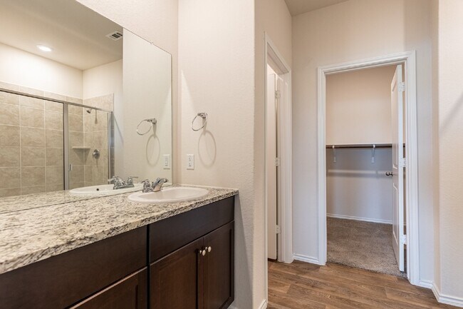 Building Photo - 13021 Kalinoski