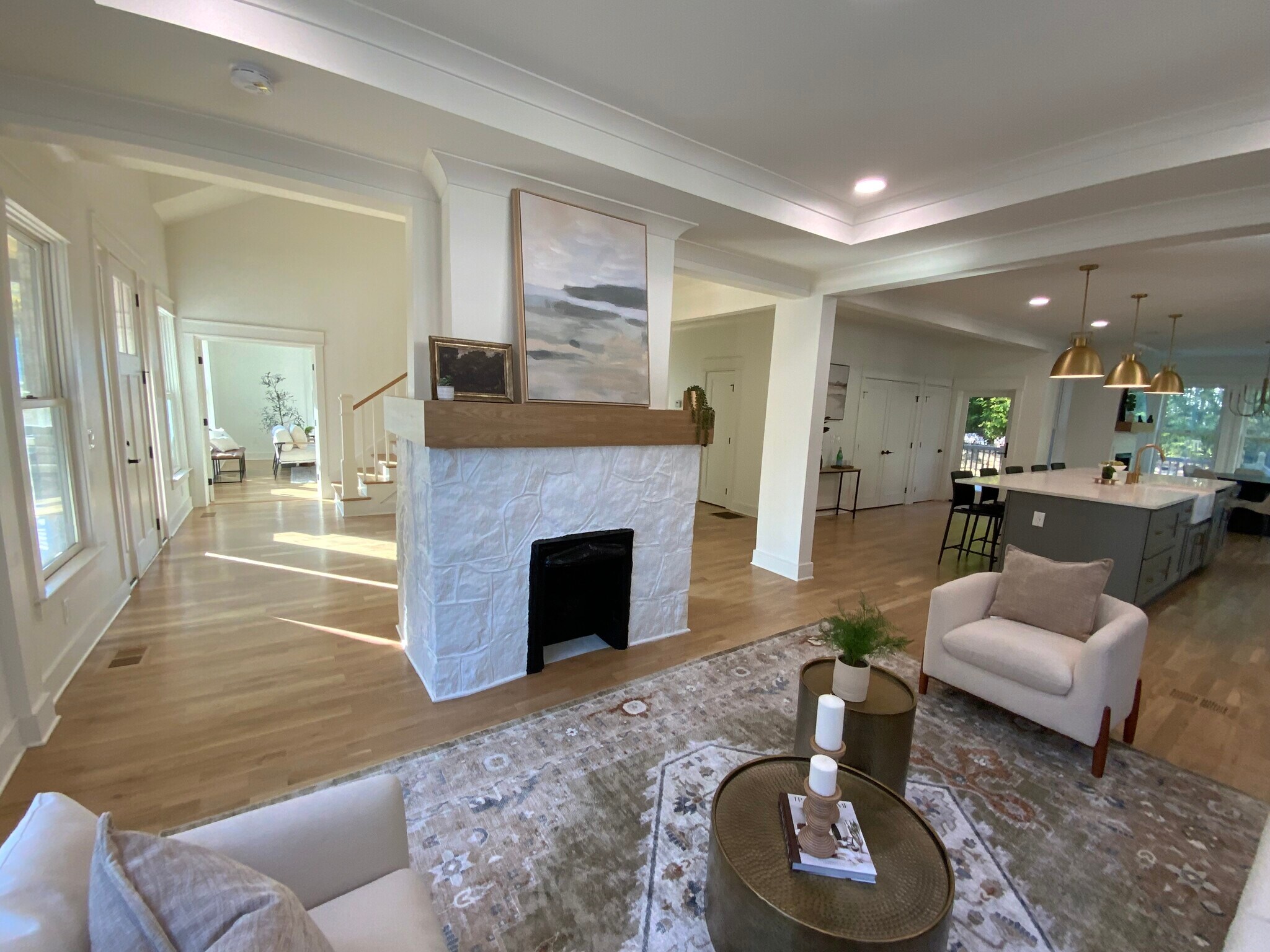 Building Photo - 116 3rd Ave