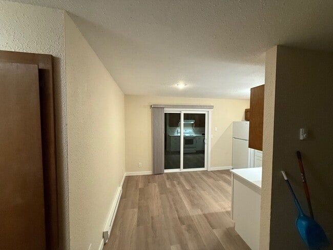 Building Photo - 1860 Myrtle St