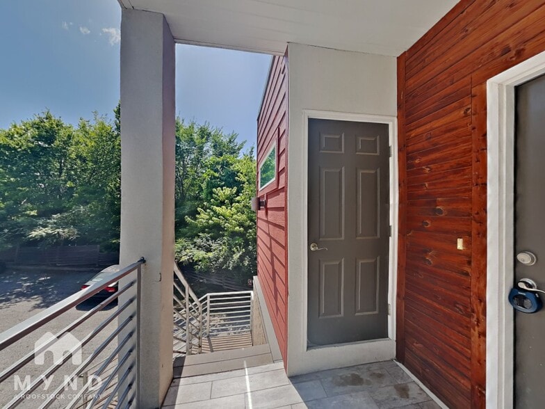 Building Photo - 1746 N Reno Dr