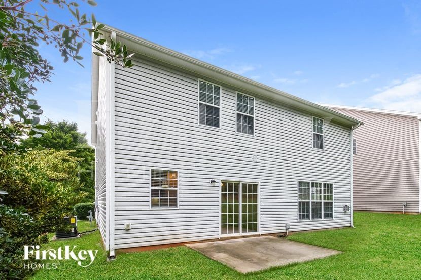 Building Photo - 4707 Shady Oak Dr