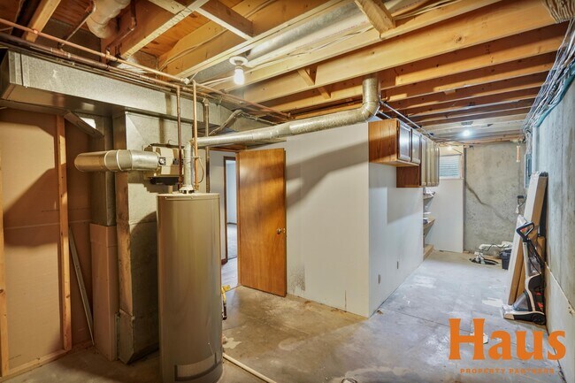 Building Photo - 1839 SE 43rd Terrace