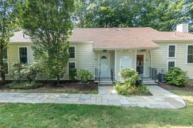 Primary Photo - 253 Weaver St
