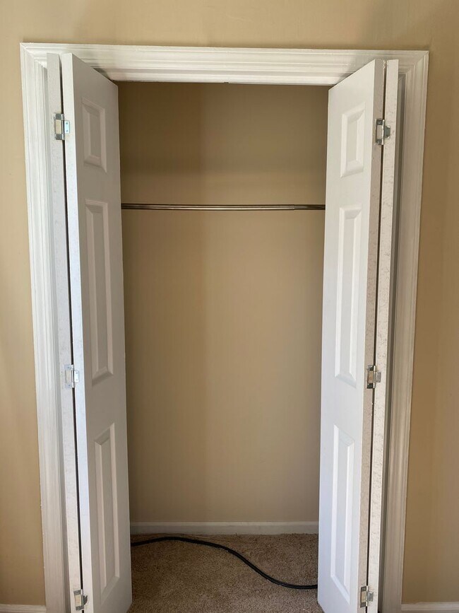 Building Photo - NEWLY RENOVATED- MOVE IN SPECIAL 300.00 OF...