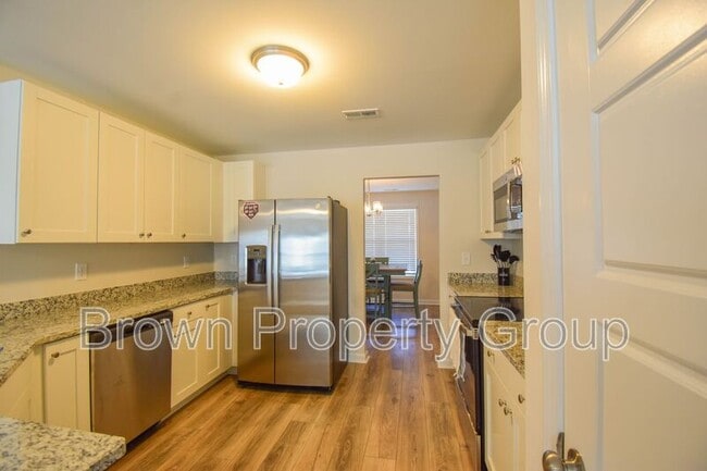 Building Photo - 5967 Gator Wy
