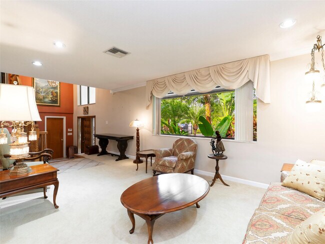 Building Photo - 6556 NW 87th Ave