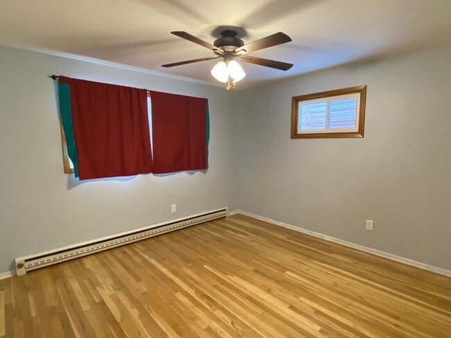 Building Photo - Spacious 4 Bedroom House in Spokane Valley!