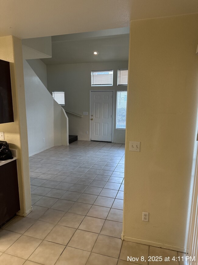Building Photo - 6833 Coral Rock Dr