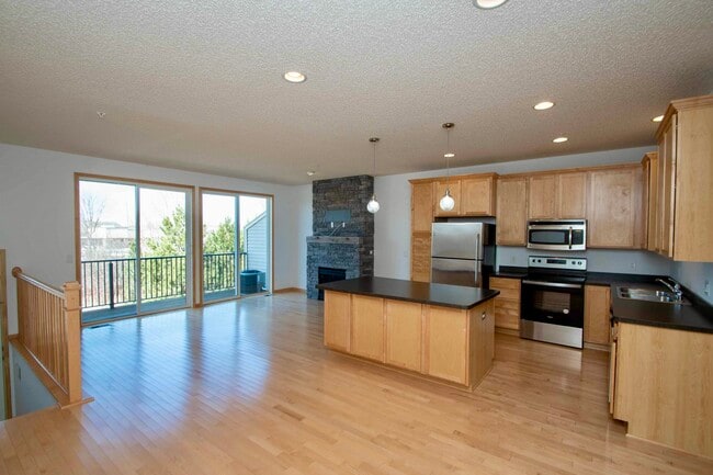 Building Photo - 4665 Victor Path