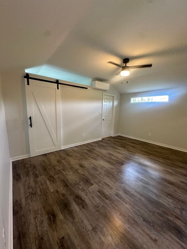 Building Photo - Tiny Home