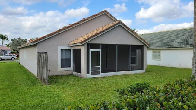 Building Photo - 1651 Oak Berry Cir