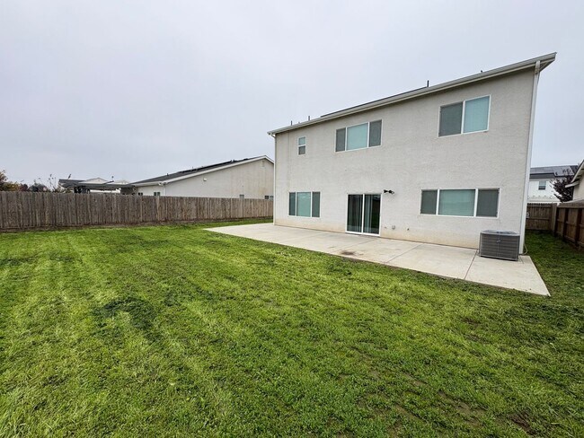 Building Photo - Lennar Built 2 story home coming soon!