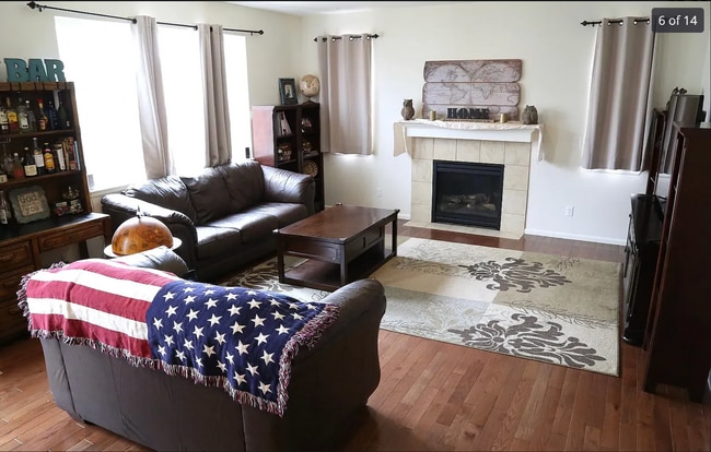 Building Photo - 6737 Ironwood Tree Cir