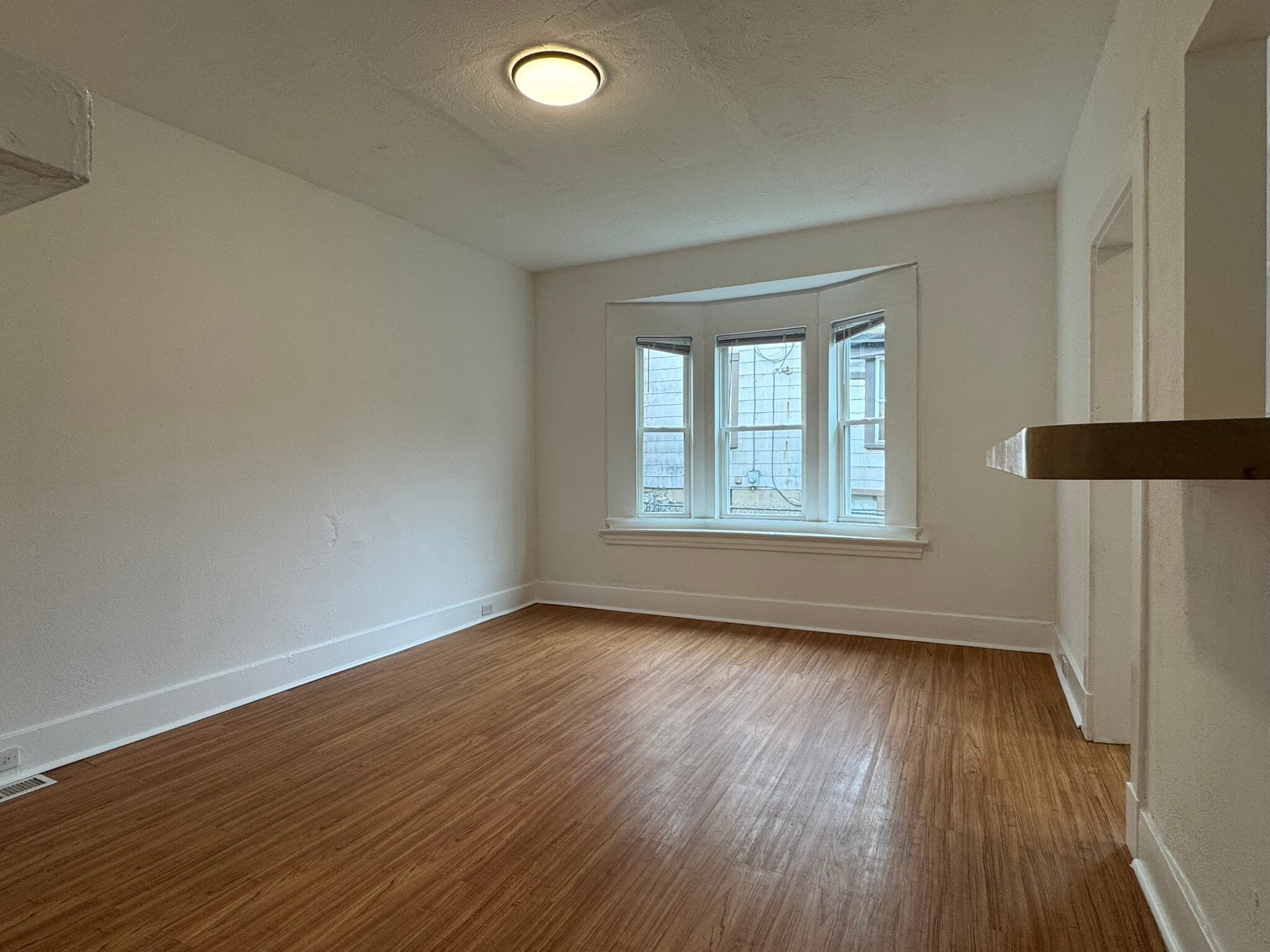 Building Photo - 21 Howard St