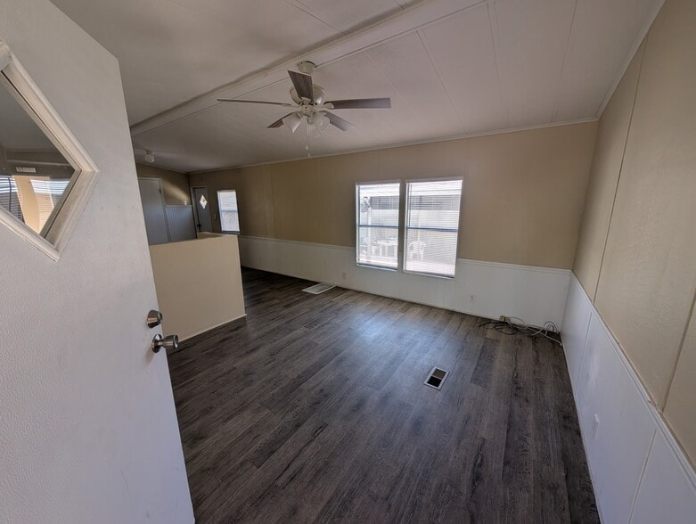 Building Photo - 3276 Mt Tabor Rd