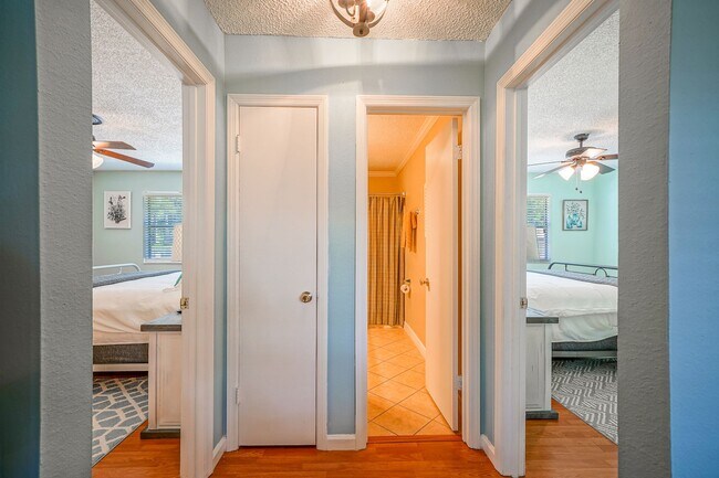 Building Photo - 125 Carl Dr