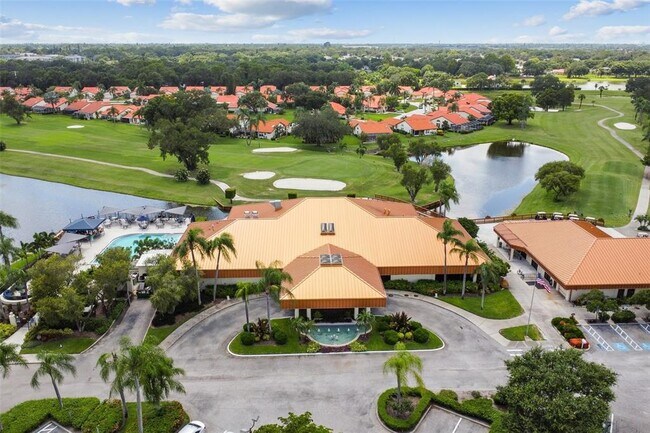 Building Photo - 4327 Murfield Dr E