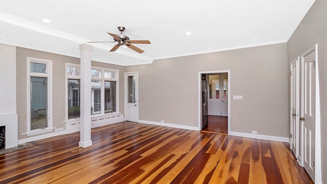 Building Photo - 346 E Prospect Ave