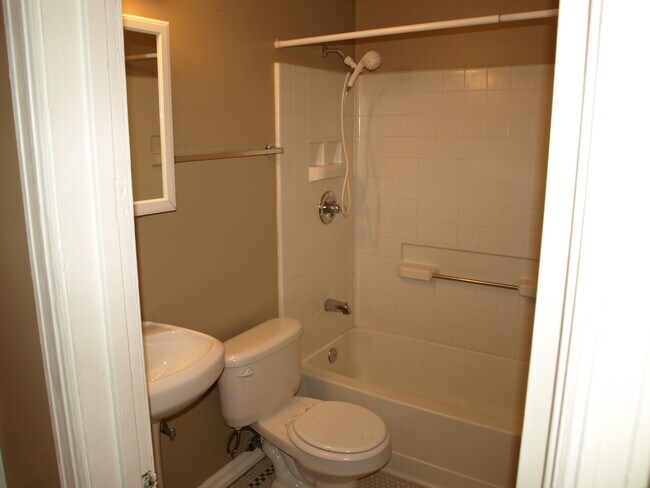 Building Photo - 1530 N Downing St