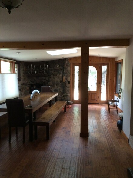 Building Photo - 23294 Red Rock Rd