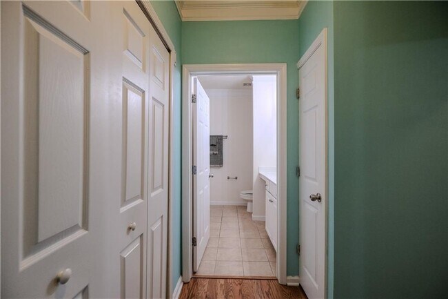 Building Photo - 4007 Westchester Ridge NE