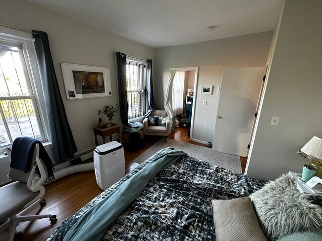 Building Photo - 538 Massachusetts Ave