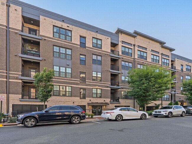 Primary Photo - Discover Modern Comfort at Wind Charm Street