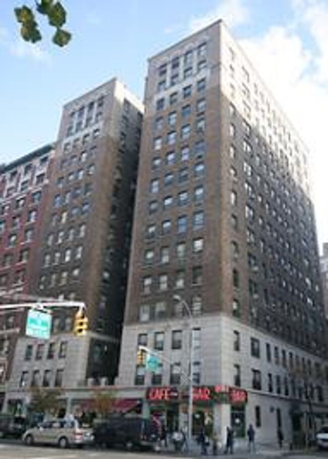 Building Photo - 175 W 73rd St