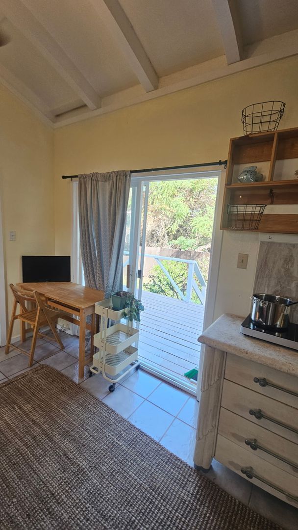 Building Photo - Oceanviews Private 1 bed / 1 bath sep. cottage. "INCL ALL utilities + WIFI internet". Furnished.
