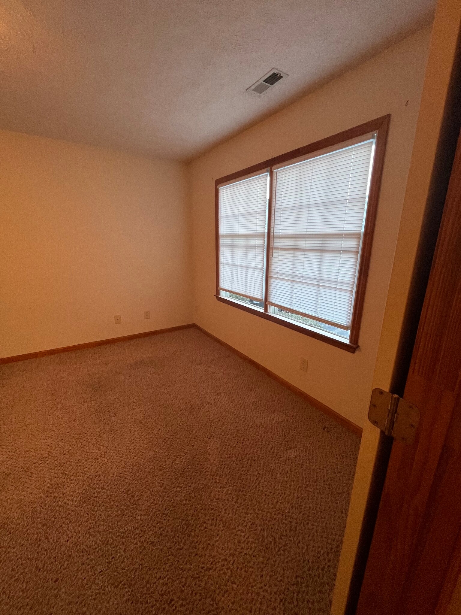 Building Photo - 2515 Franklin Turnpike