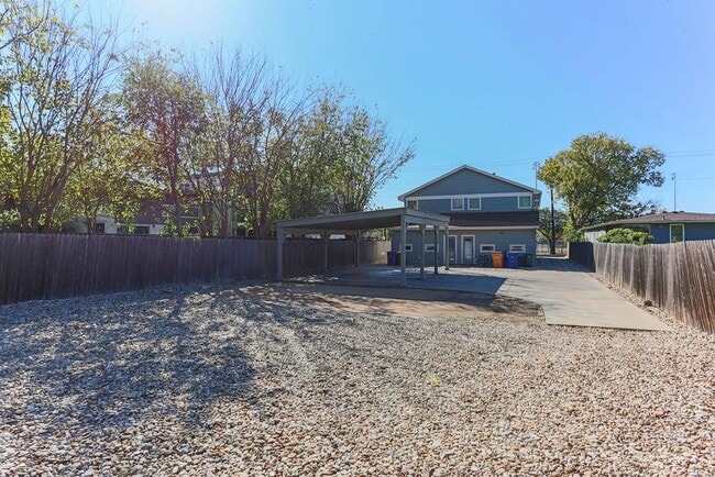 Building Photo - 1202 Morrow St