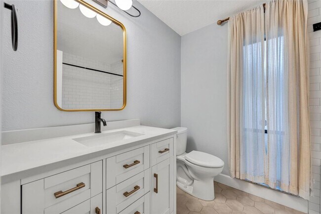 Building Photo - Beautiful Winter Park home