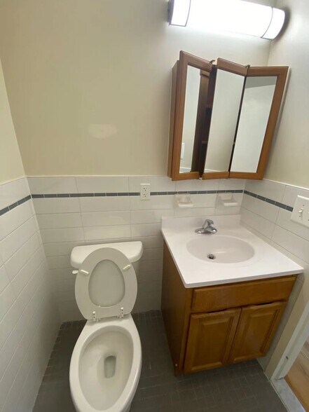 Building Photo - 457 Convent Ave