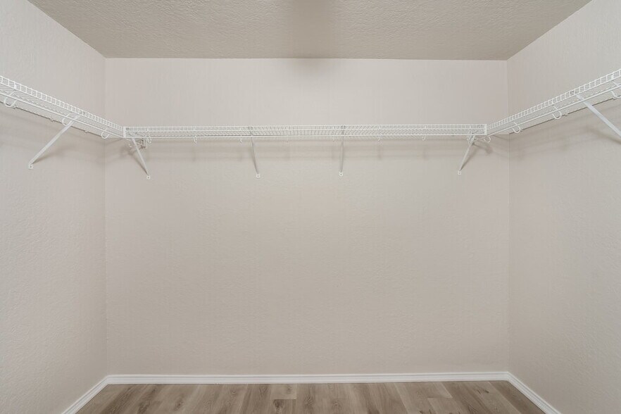 Building Photo - 811 Rodeo Ranch