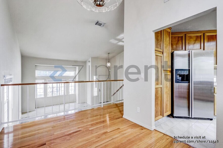 Building Photo - 5700 River Run Cir